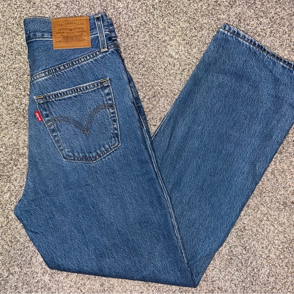 Levi’s Ribcage Straight Ankle Jeans - Picture 1 of 4